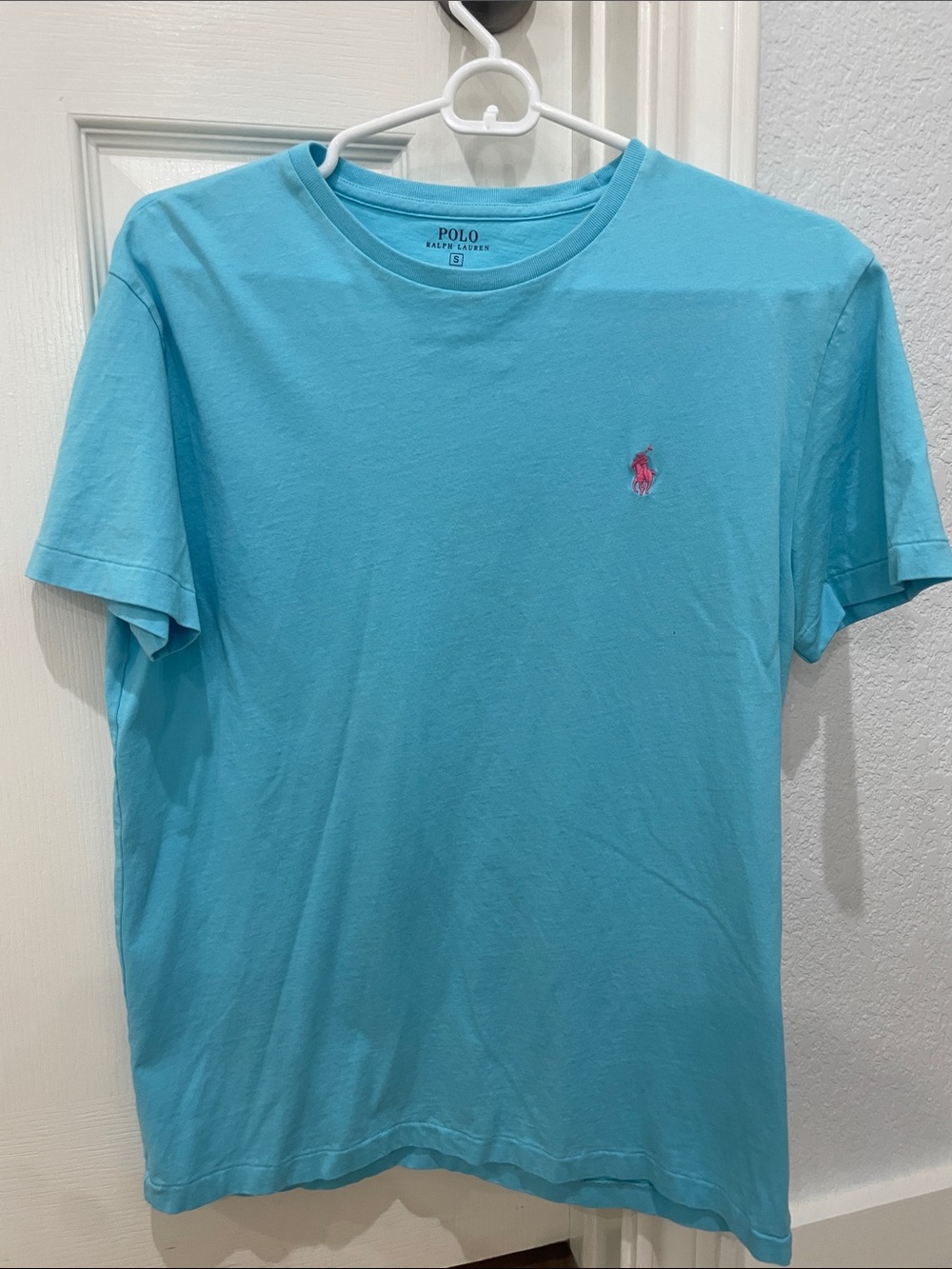 Polo by Ralph Lauren Men’s Aqua Crew Neck T-Shirt with Pink Pony